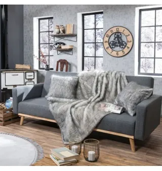 Γούνινο ριχταρι(οικολογικο) με ίδιες μαξιλαροθήκες χαρίζουν ζεστασιά στο σαλόνι σας,σαν να βρίσκεστε σε chalet 😌😊🔥

#throw #fauxfur #cushioncover #livingroom #livingroomdecor #sofadesign #sofa #ριχτάρια #γούνα #σαλόνι